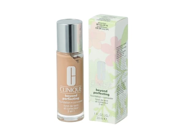 Clinique Beyond Perfecting Foundation + Concealer - Dame - 30 ml #06 Ivory