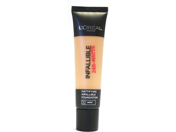 L'Oréal Paris Make-Up Designer erehtymätön 24H-Matte - 32 Ambre - Meikkivoide, Tube, Meripihka, Syvä, Sekaiho, Normaali iho, Matta, #b6815d