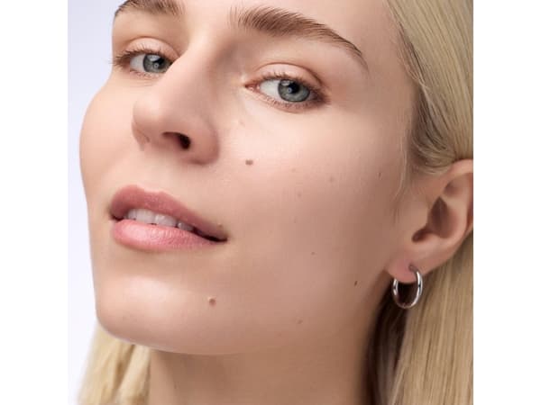 CATRICE_Instant Bright Serum Concealer valaiseva Ansigtskorrigerer 002N 5ml 5ml