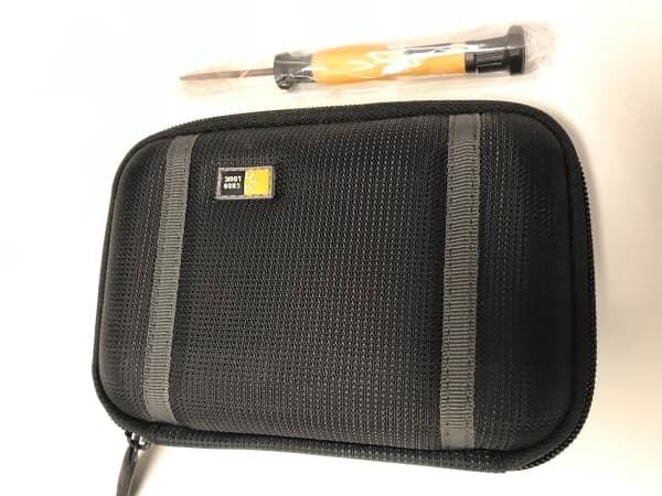 Case Logic 3.5" Flat Screen GPS - Eske for GPS - støpt EVA - svart - for GARMIN eTrex; Foretrex; Geko; iQue; Magellan RoadMate 2250; Nokia 330, N95;
