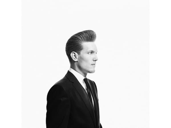 Reuzel Hollands Finest Pomade sterkt holdende vannbasert pomade Blå 113g