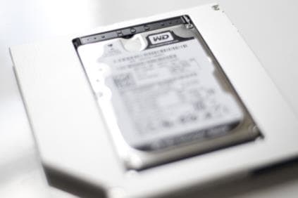 DIGITUS DA-71108 - Uttagbar harddiskramme - fra 5,25" Slim Line til 2,5" - SATA 6Gb/s - SATA 3Gb/s