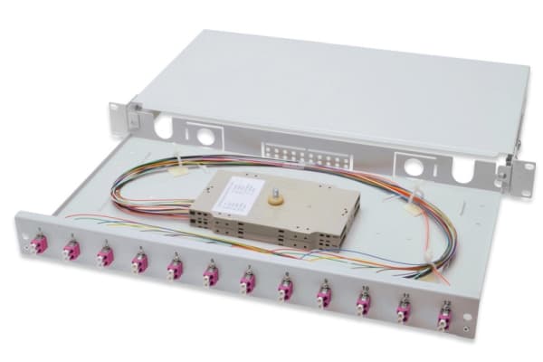 DIGITUS Professional DN-96331-4 - Spleiseboks for fiberoptikk - LC x 24 - 1U - 19"