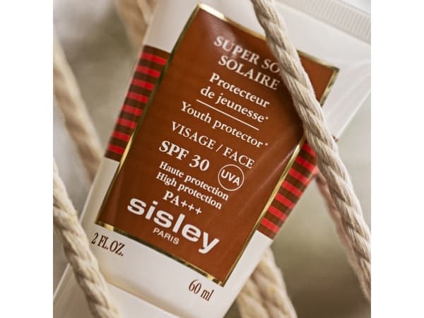 SISLEY SUPER SOIN SOLAIRE YOUTH PROTECTOR FACE SPF30 60ML