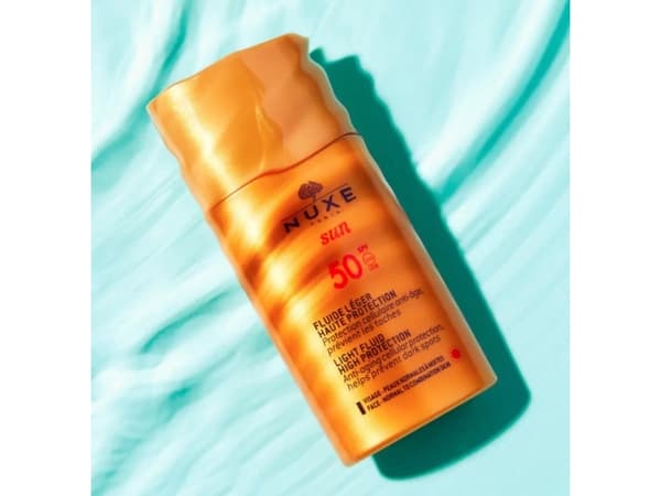 Nuxe Sun Light Fluid High Protection SPF50 - Dame - 50 ml