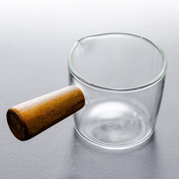 Glasskopp med trehåndtak - 100 ml