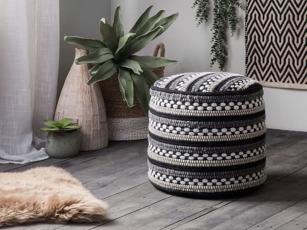 Puff Svart Hvit Bomull og ull Flettet Makramé Boho Rustikk