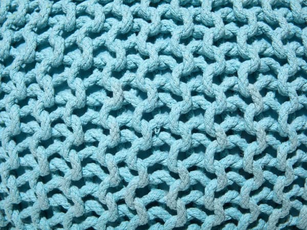 Puff Ottomansk Lyseblå Strikket Bomull 40 x 25 cm EPS Perler Fyll Rund Liten Fotskammel