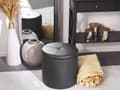 Miniatyrbilde 2 av 8: Puff i svart kunstskinn 40 x 38 cm med oppbevaring Krakk Glamour