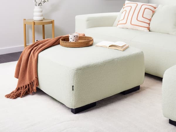 Fotskammel Hvit Bouclé 80 x 80 x 35 cm Kvadratisk form Moderne design Stue Puff