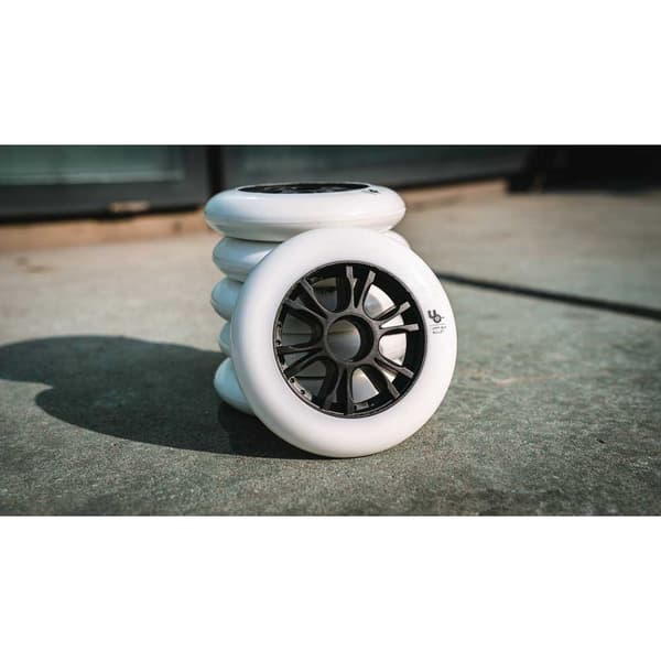 Undercover Wheels Skridskor Hjul Team 86a 4 Enheter Durchsichtig 100 mm
