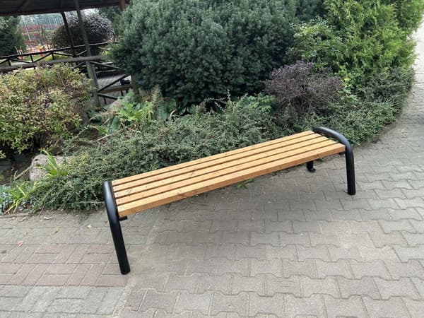 Primario bänk utan ryggstöd valnöt Primario bänk utan ryggstöd 150 cm valnöt