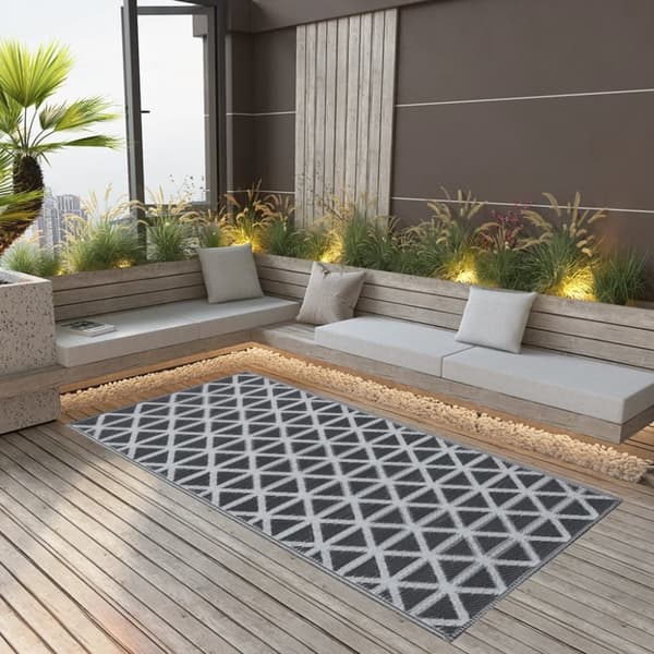 Utomhusmatta svart 120x180 cm PP