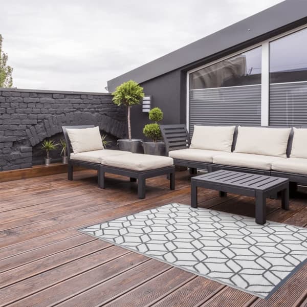 Esschert Design Utomhusmatta 180x121 cm grå och vit OC25