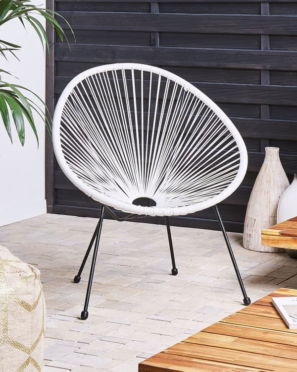 Havestole Hvid Rattan og Sort Pulverlakerede Stålben sæt 70 x 90 cm Udendørs Altan Stabelbar Lounge med Dupper Retro Rund Flet Moderne Design