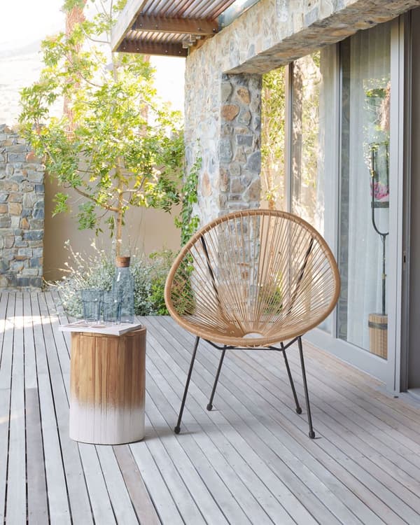 Havestol Naturlig Beige Rattan med Sort Pulverlakeret Stålben 70 x 90 cm Udendørs Indendørs Retro Rund Flet Dyb Sæde Moderne Design