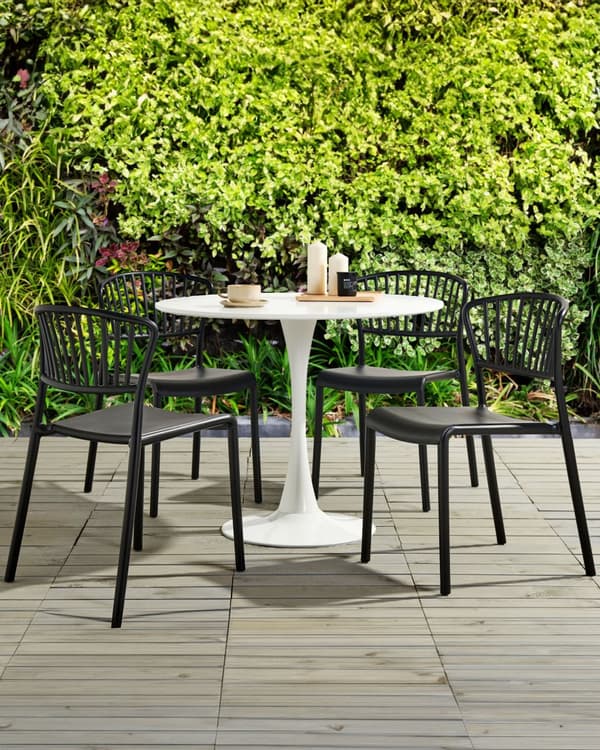 Havestole Sort Polypropylen Sæt 4 stk Plastikstole uden Armlæn Stabelbare til Terrasse Have Dekoration Indendørs Udendørs Retro Stil