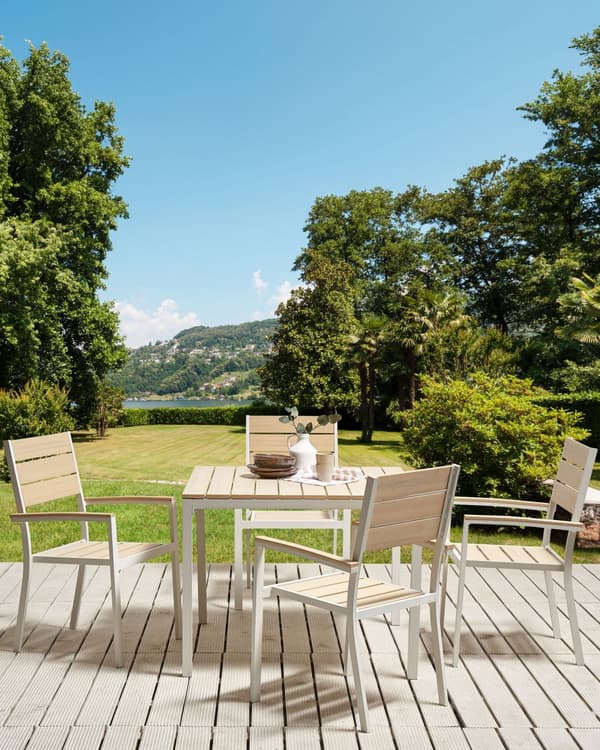 Sett med 4 Hagestoler Lys plast tre hvit pulverlakkert aluminiumsramme patio moderne