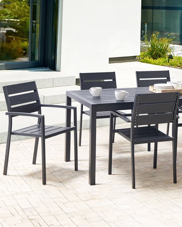 Havestole Sort Plast Sølv Aluminium Sæt af 6 Udendørs Stabelstole Noonwood Vedligeholdelsesfri til Terrasse Have