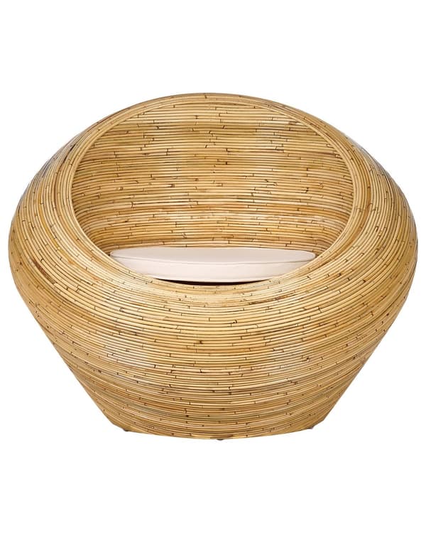 Sæt med 2 havelænestole i naturlig rattan med beige hynder ternet stol terrasse stue