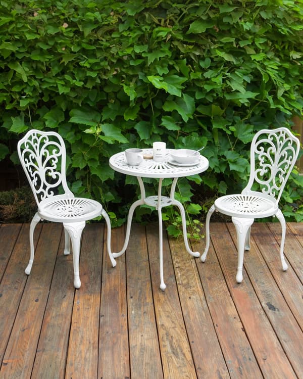 Trädgårdsstolar 2 st Vit Aluminium utan Armstöd Bistro Matstolar Vintage Stil Metall