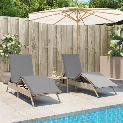 Solsängar 2 st med bord beige konstrotting