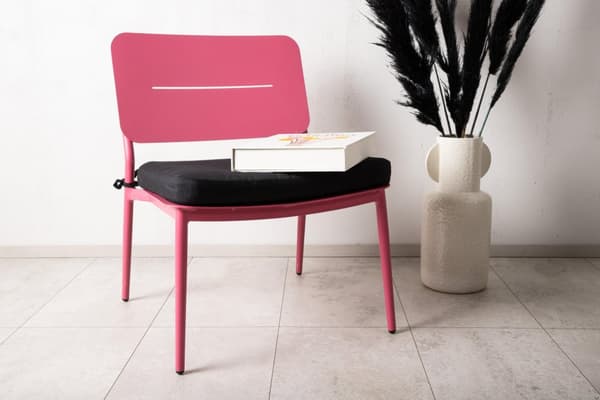 FURNLUX UTEMATSALSSTOL LINA SVART & ROSA 55CM