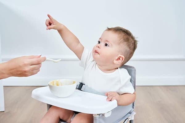 Lollanda kannettava syöttötuoli, kokoontaitettava syöttötuoli, istuimet lapsille – kokoontaitettava muotoilu, irrotettavalla ruokatarjottimella