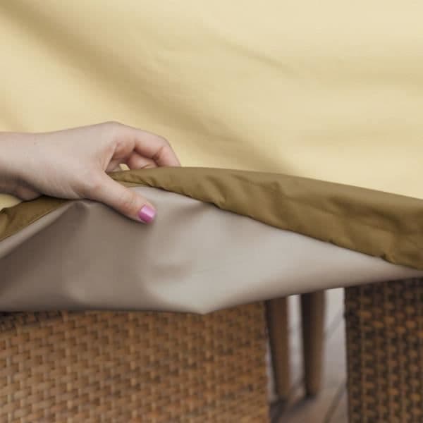 Housse för utomhus soffbord, Veranda-kollektionen från Classic Accessories