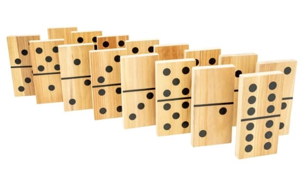 Kämpa Domino XL Trädgårdsspel i trä