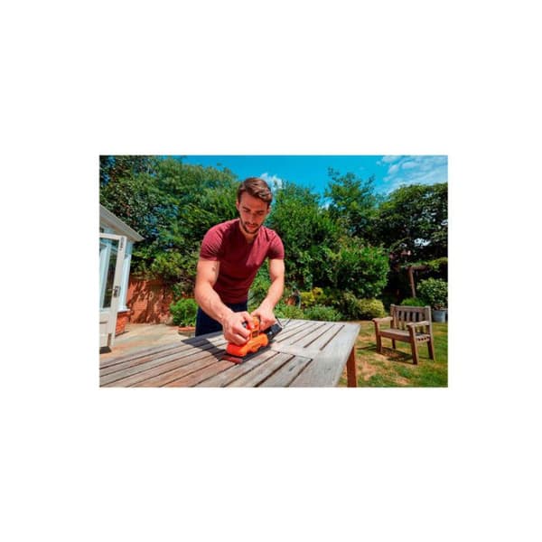 Levigatrice Orbit.150w - Black&amp;Decker - BEW220-QS
