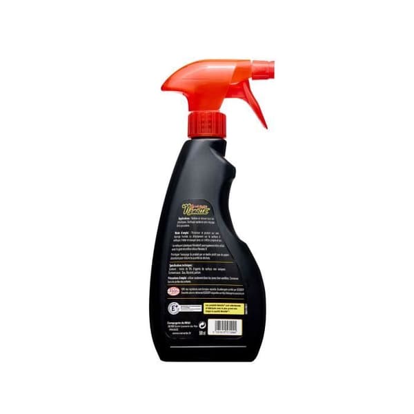 LA NENETTE Plastic Cleaner tar bort damm och renoverar bilens alla plaster! ECOCERT-certifierad produkt