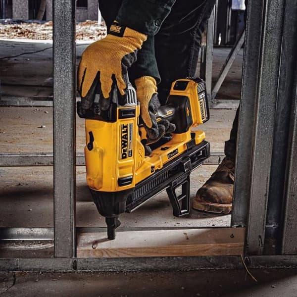 18V betong och stål spikpistol utan batteri eller laddare - DeWalt DCN890N