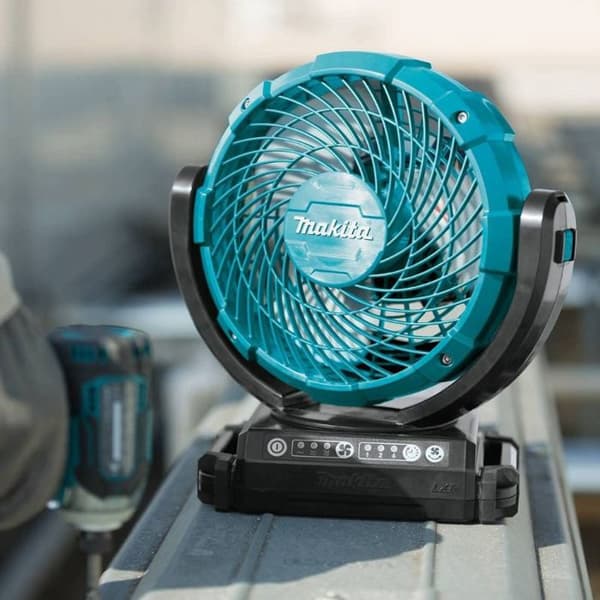 MAKITA 14,4-18V byggfläkt - utan batteri och laddare DCF102Z