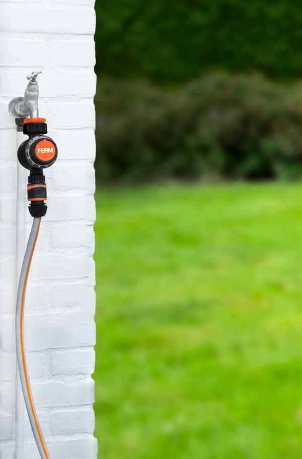 FERM WTA1001 - Vandur - Sprinkler - Mekanisk vandtimer - 120 minutter - Sprøjtetid - Orange - Sort - Sprinkler