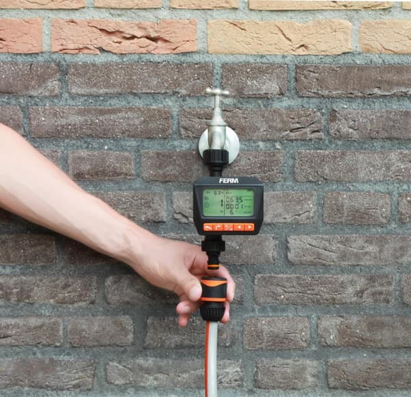 FERM WTA1003 - Digital - Vandur- Interval: 1 min til 24 timer - 3 programmer pr. dag - Ugeprogram - Passer til vandhane: 26,5mm - 21 mm - Arbejder ved