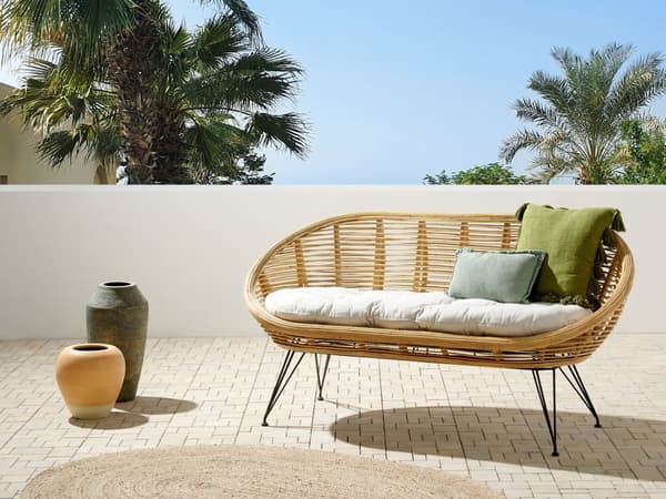 Kurvesofa Beige Natur Rattan 2 Personers Flet Sofa Udendørs Boho Design til Terrasse