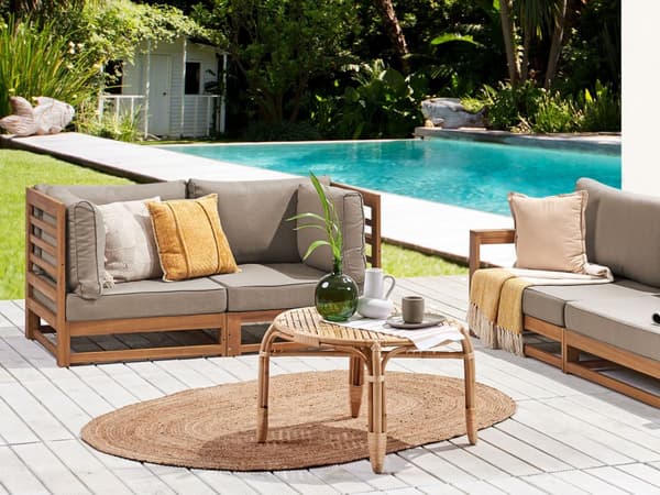 Trädgårdssoffa Taupe Ljust Akaciaträ Certifierat Trä 2-sitsig med Dynor Modern Design Uteplats Trädgård