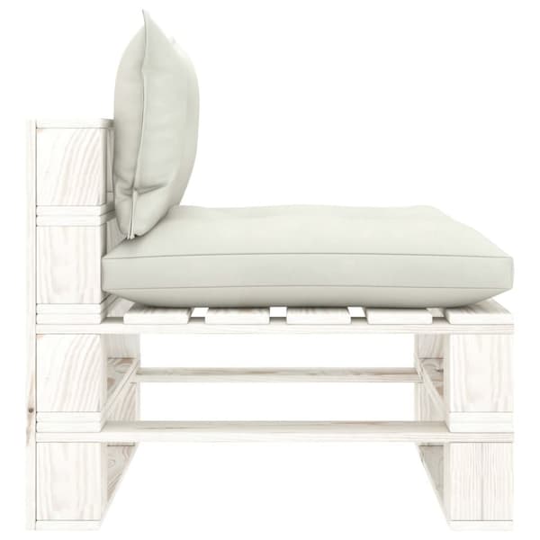 Pallsoffa mittensektion med beige dynor trä