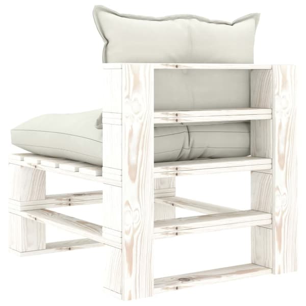 Pallsoffa mittensektion med beige dynor trä