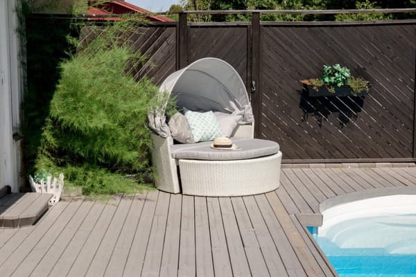 FURNLUX UDENDØRS SOFA PADOVA GRÅ & HVID 153CM
