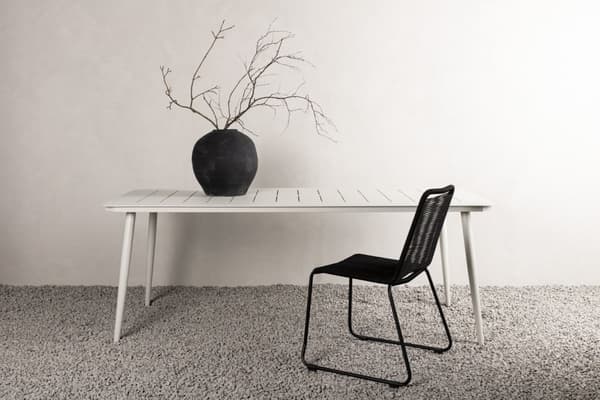 Lina havebord beige.
