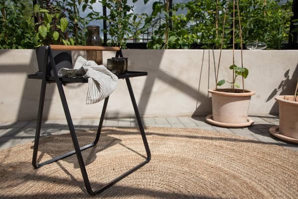 Clarin sidebord svart.