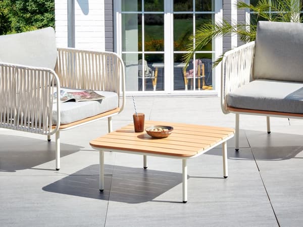Sofabord Lys Træplast 74 x 74 cm Udendørs Bord til Terrasse Have Indretning Nonwood Havemøbler Vedligeholdelsesfri