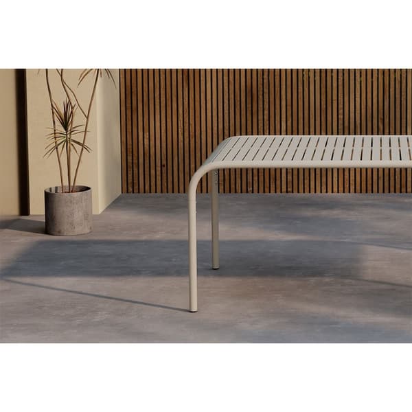 Borneo havebord beige.