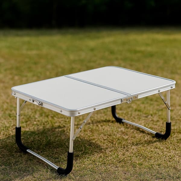 Fällbart lättvikts campingbord i aluminium