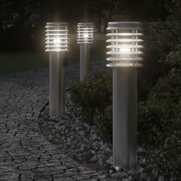 vidaXL udendørs standerlampe med stikkontakt 60 cm rustfrit stål sølv