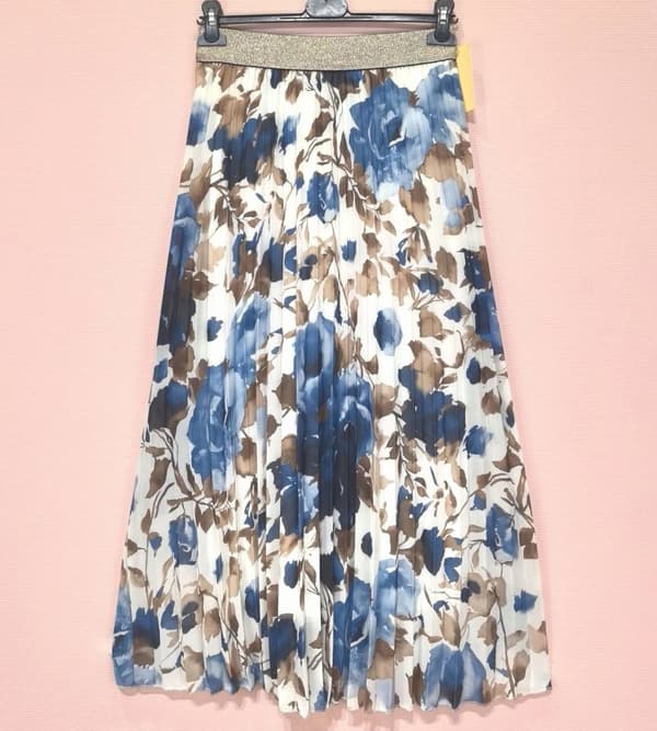 Pleated skirt flowers - several colors - one size 38-44