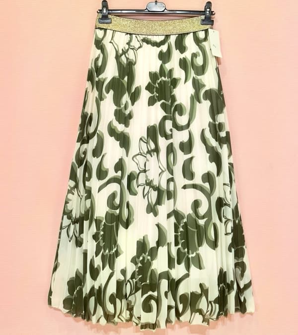 Pleated skirt - several colors - one size 38-42