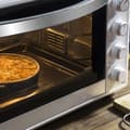 Miniatyrbild 2 av 5: Cecotec Convection oven with self-rotating rotisserie, 46-litre capacity and 12 cooking possibilities.